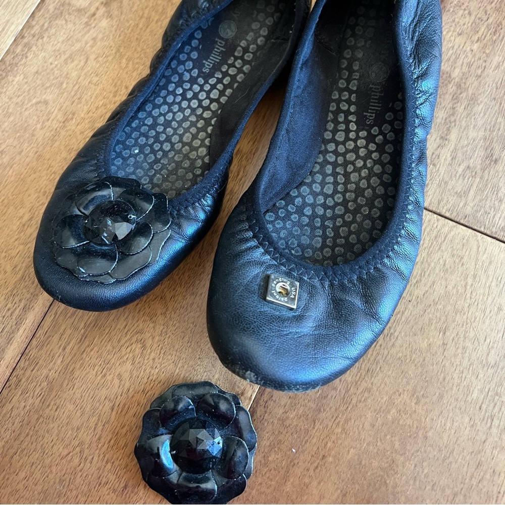 Lindsay Philips flats with removable flower snap button